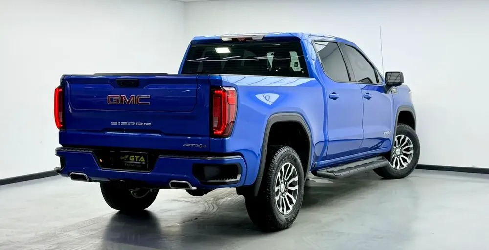 2023 GMC Sierra 1500 AT4, GMC Warranty+Full Service History, GCC - Image 7
