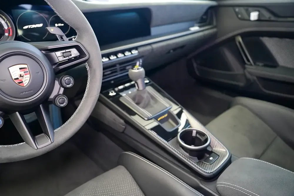 911 GT3 RS | WEISSACH PACKAGE | ALCANTARA SEATS | CARBON INTERIOR | BOSE AUDIO - Image 13