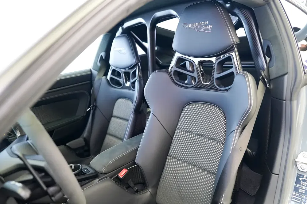 911 GT3 RS | WEISSACH PACKAGE | ALCANTARA SEATS | CARBON INTERIOR | BOSE AUDIO - Image 14