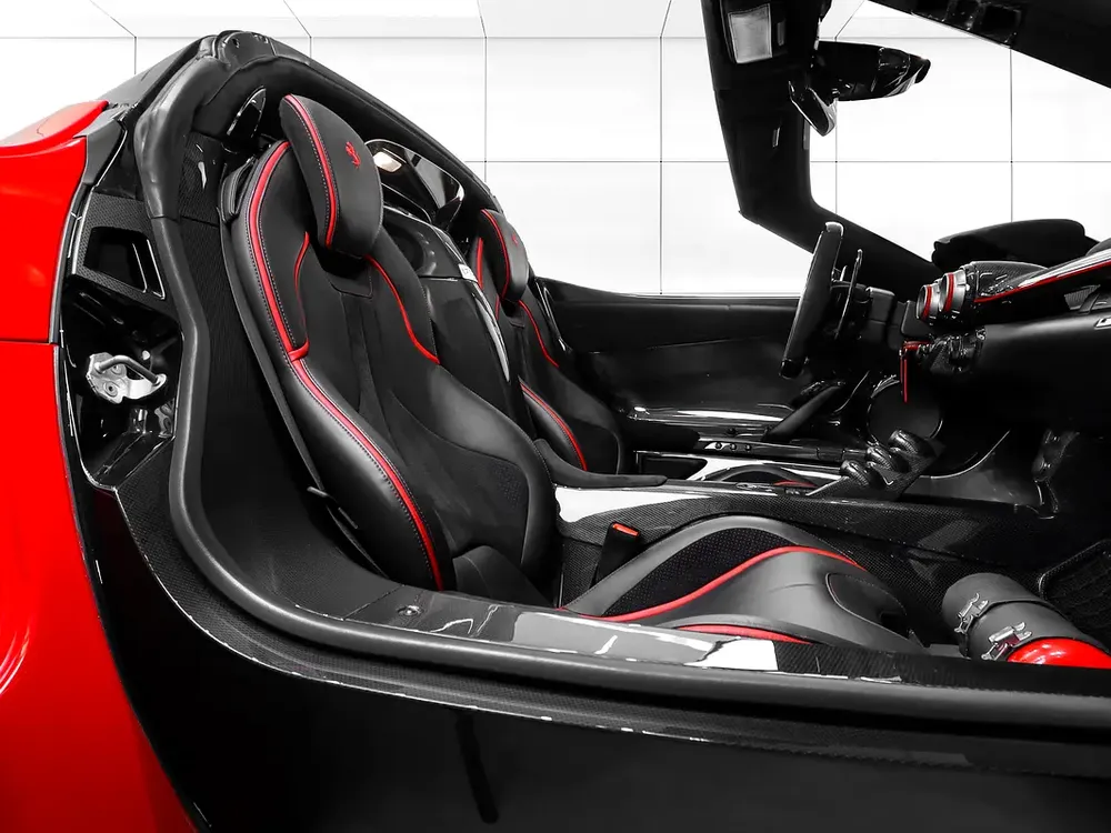 2017 FERRARI LA FERRARI APERTA / LIMITED EDITION / GCC / WARRANTY TILL 2026 - Image 19