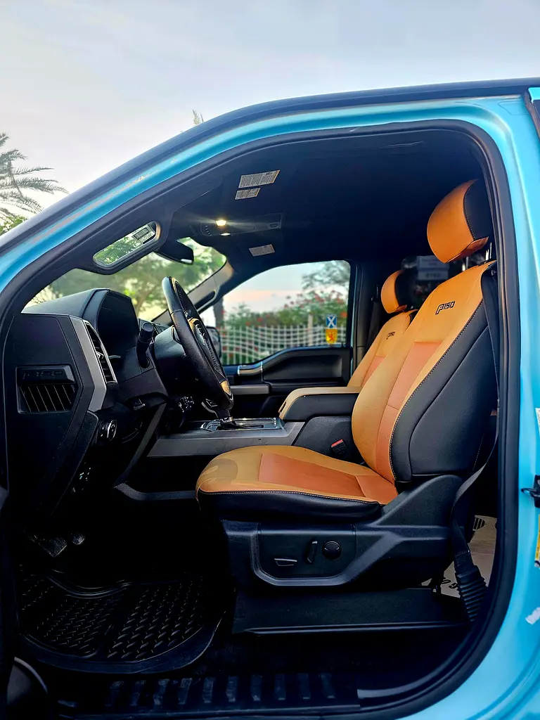 Ford F-150 Raptor 2020 - American Specs - Perfect Condition - Image 11