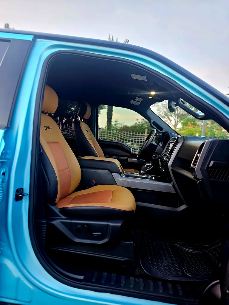Ford F-150 Raptor 2020 - American Specs - Perfect Condition - Image 9