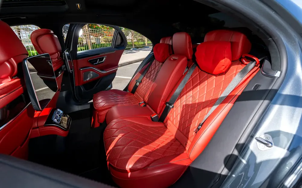 2021 Mercedes S500 GCC | Full Gargash | Executive Spec | Red Interior - Image 6