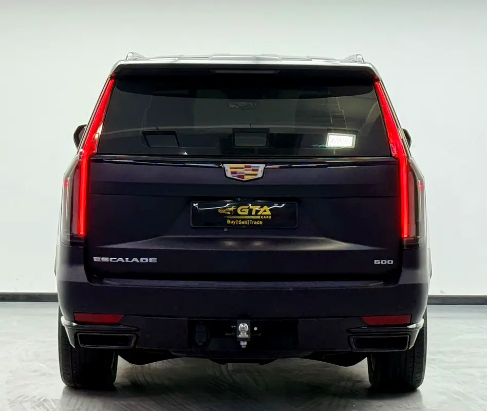 2022 Cadillac Escalade 600 Sport Platinum, 2027 Cadillac Warranty and Service Pack, GCC - Image 5