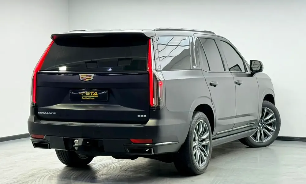 2022 Cadillac Escalade 600 Sport Platinum, 2027 Cadillac Warranty and Service Pack, GCC - Image 6