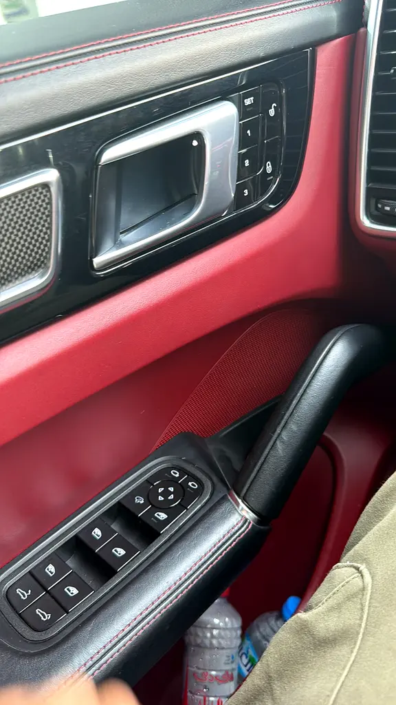 cayenne s 2019 gcc - Image 8