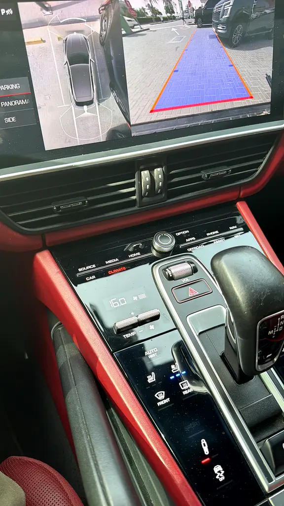 cayenne s 2019 gcc - Image 9