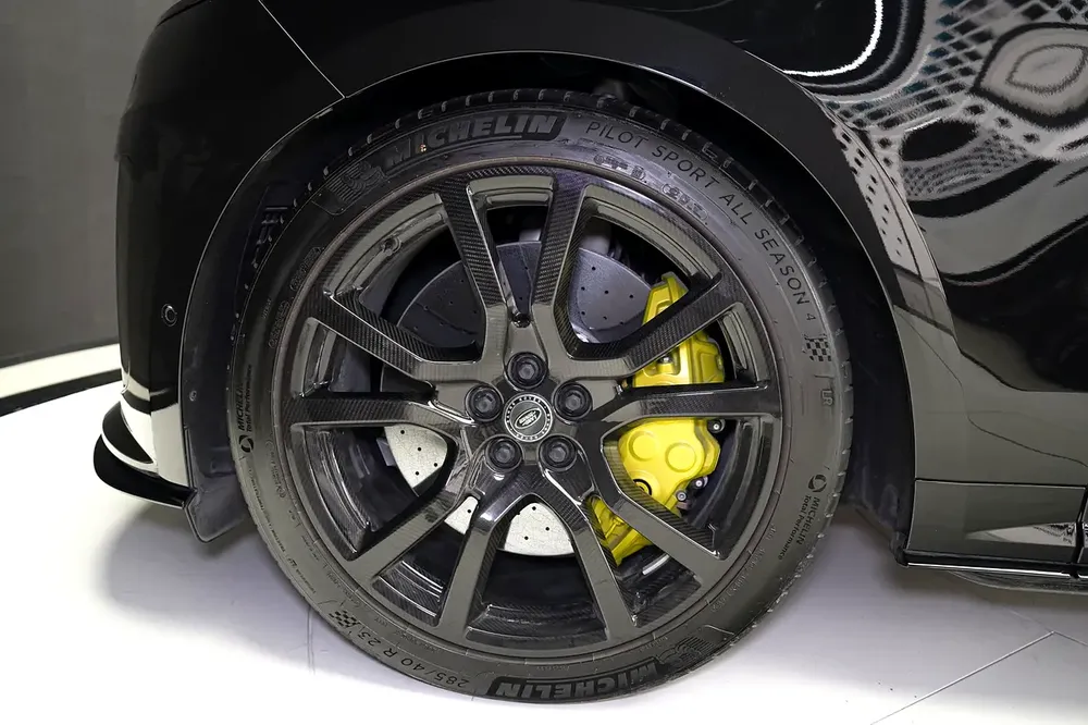SPORT SV EDITION ONE | CARBON INTERIOR AND EXTERIOR | WARRANTY  AND SERVICE OCT 2029 - Image 16