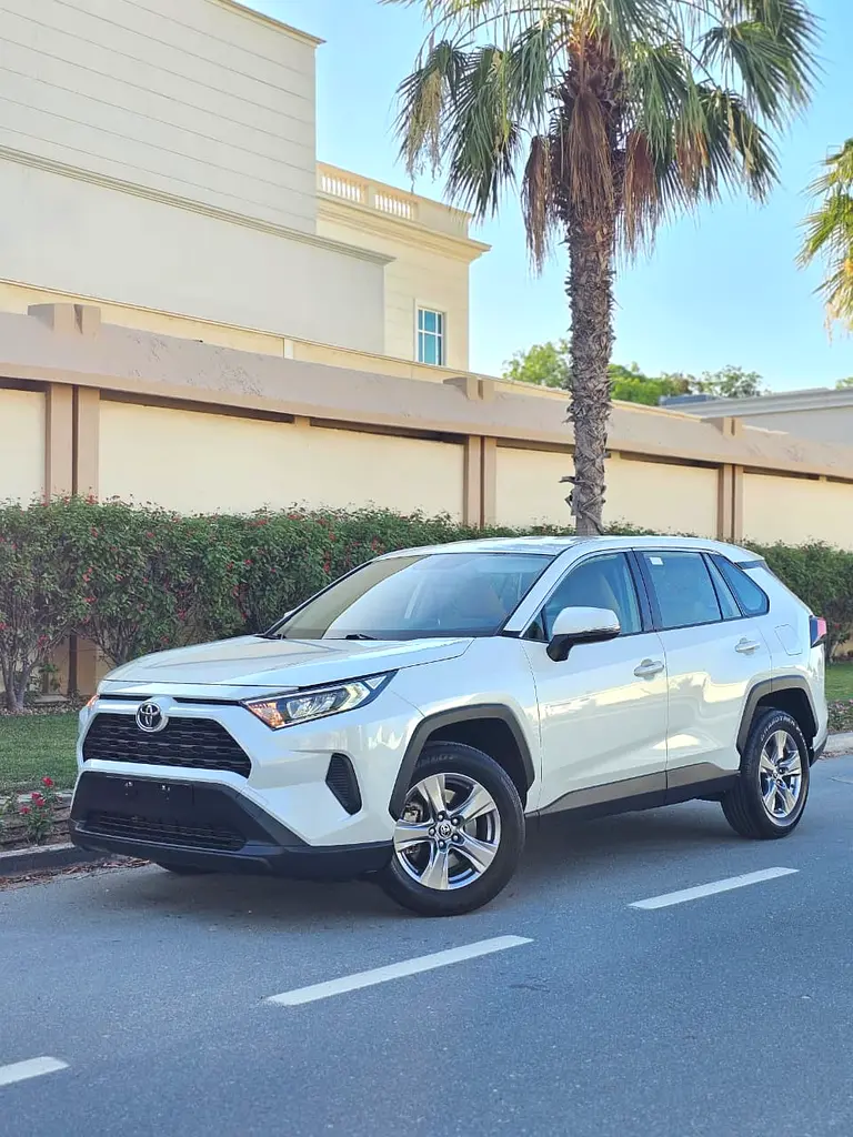 Toyota RAV4 EX 2022 GCC Specs - Excellent Condition - Image 6