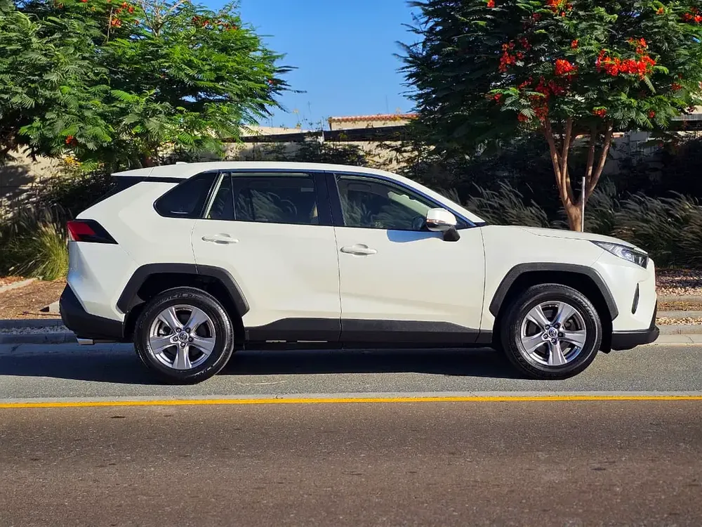 Toyota RAV4 EX 2022 GCC Specs - Excellent Condition - Image 7