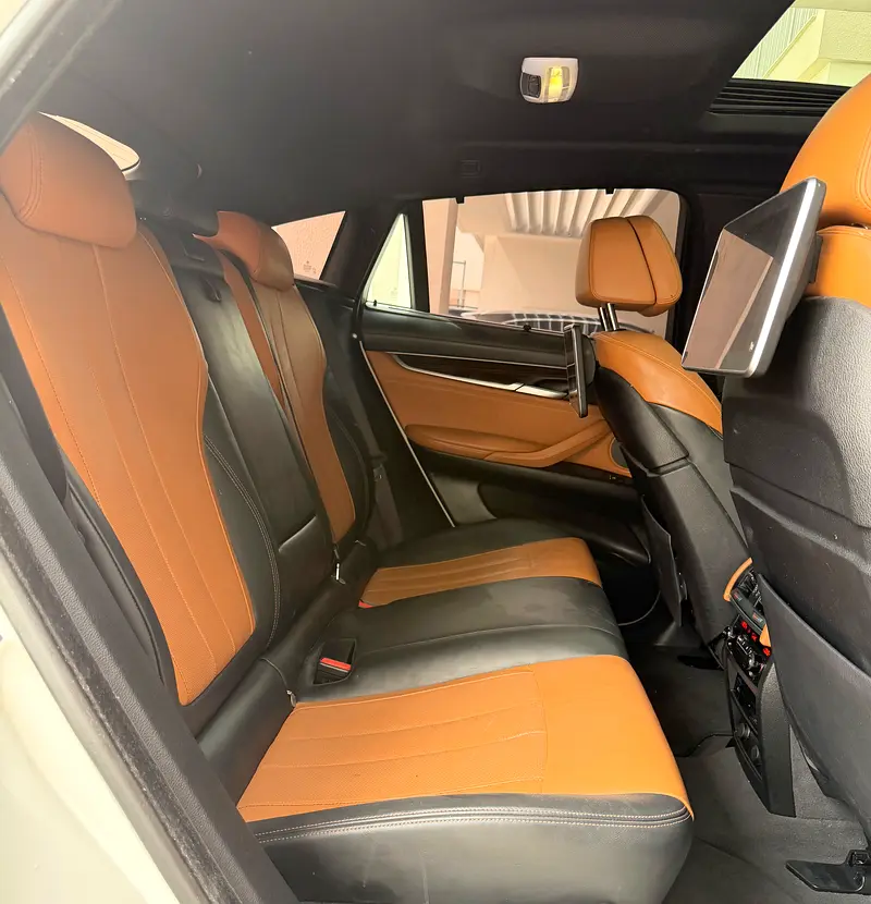 BMW X6 35i, M-Kit, Full Options, GCC, Excellent condition - Image 17