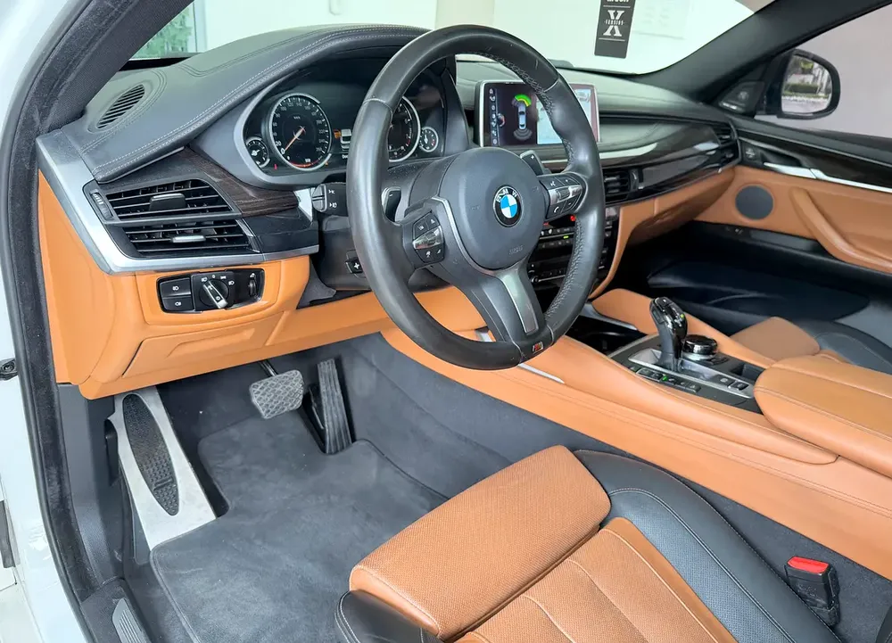 BMW X6 35i, M-Kit, Full Options, GCC, Excellent condition - Image 20