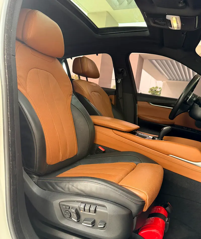 BMW X6 35i, M-Kit, Full Options, GCC, Excellent condition - Image 8