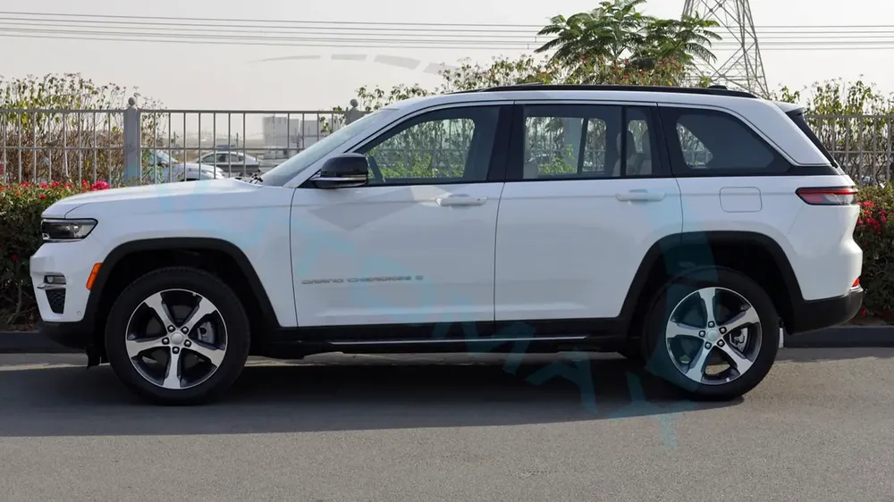( Eid al-Adha Offer ) 2025 JEEP GRAND CHEROKEE LIMITED PLUS LUXURY GCC With 3Yrs or 60K Km Warranty - Image 20