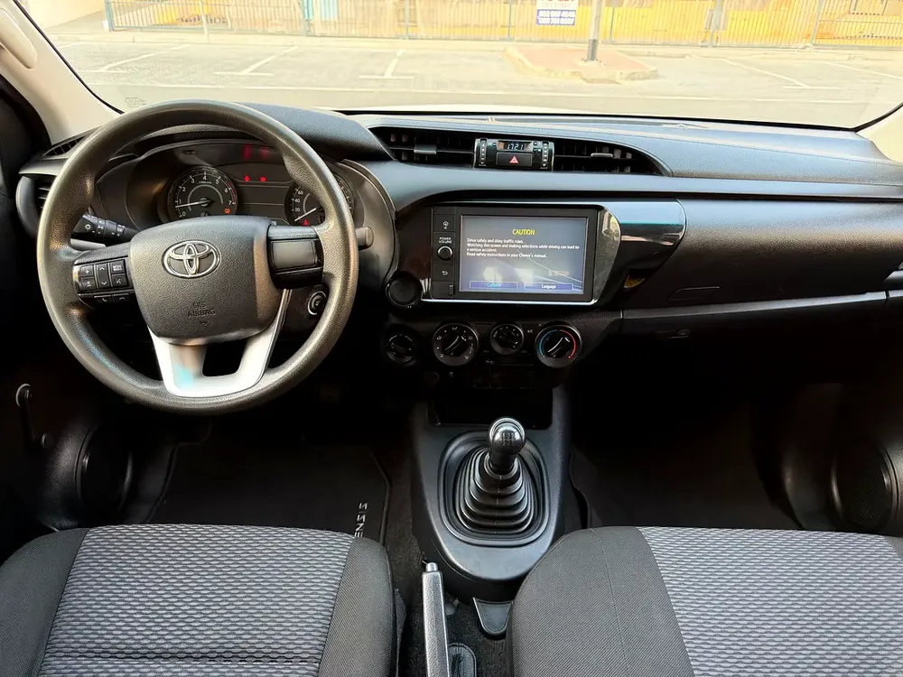 Toyota Hilux Double Cab GL 2022 GCC Specs 4x4 - Image 14