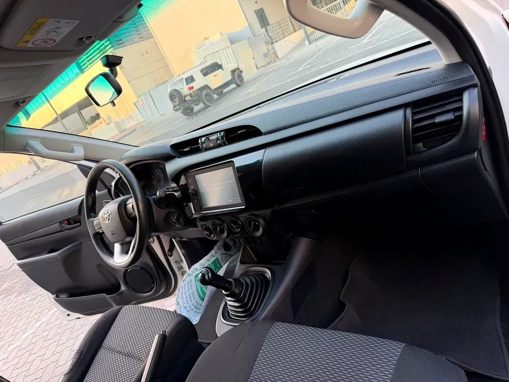 Toyota Hilux Double Cab GL 2022 GCC Specs 4x4 - Image 6