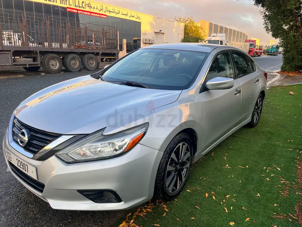 Nissan altima - Image 4