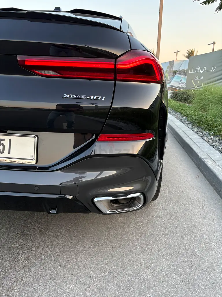 BMW X6 Sport 2025 | 36,000 KM | Under Warranty till 2030 | Agency Maintained | Like New - Image 9