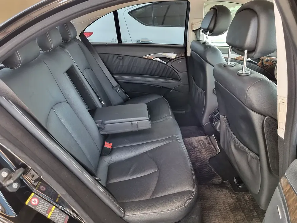 Mercedes-Benz E350 Model 2008 - Image 12