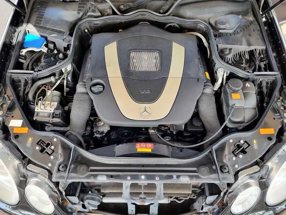 Mercedes-Benz E350 Model 2008 - Image 15