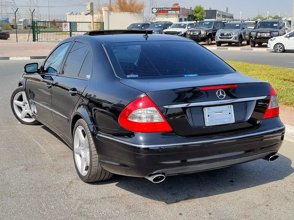 Mercedes-Benz E350 Model 2008 - Image 4
