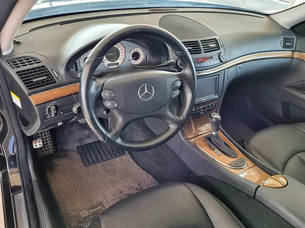 Mercedes-Benz E350 Model 2008 - Image 7