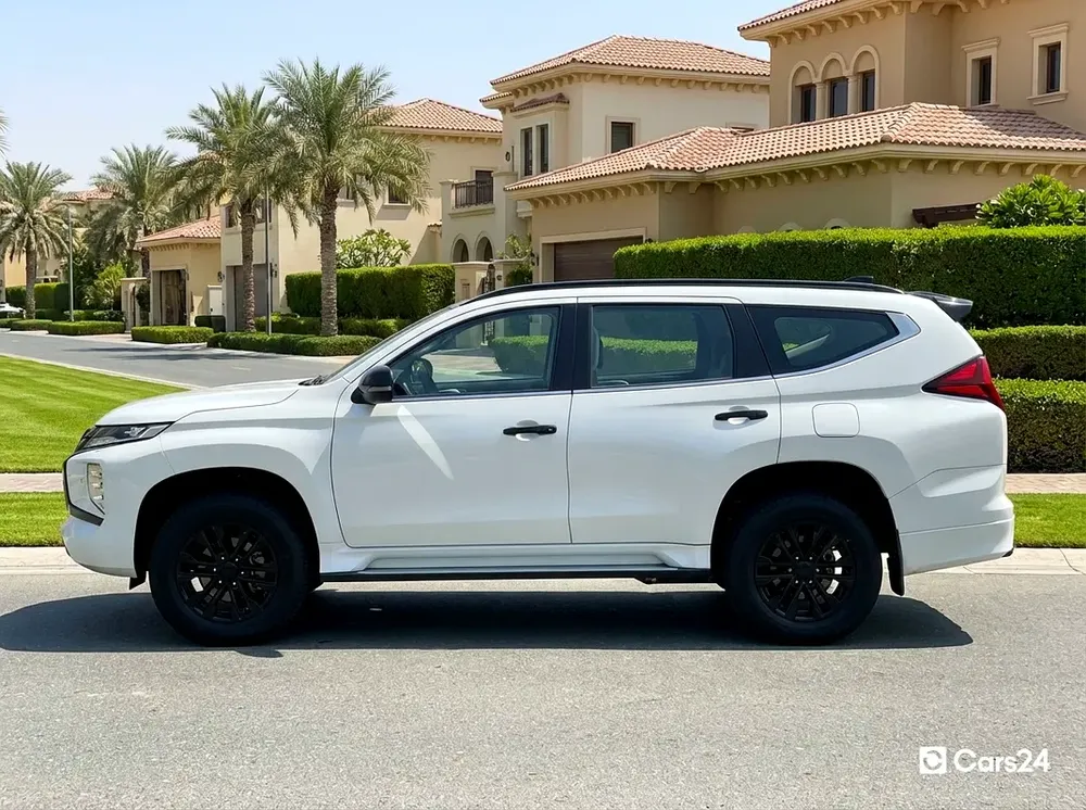 AED 1,544/m | 0 DP | Manufacturer Warranty | Service History | MITSUBISHI MONTERO SPORT 2023 - Image 5