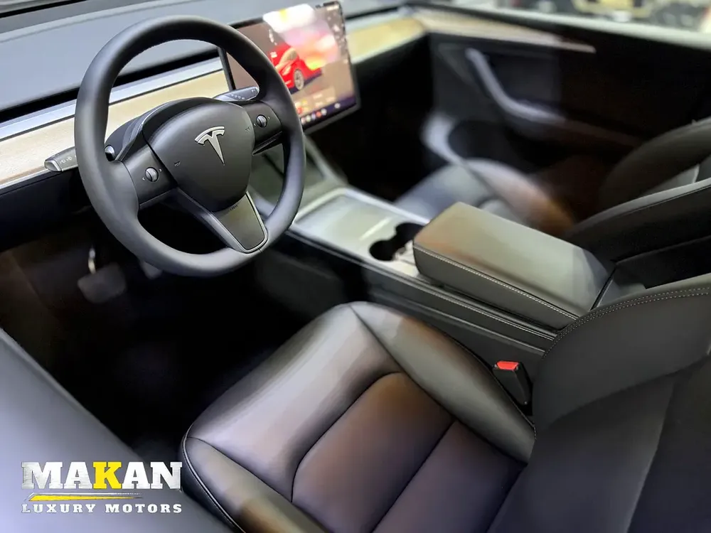 2024 Tesla Model Y Standard - Korean Specs - Brand New - Image 5