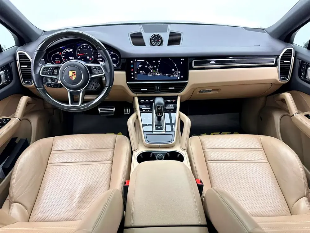 2022 Porsche Cayenne S Coupe, 1 Year Warranty Unlimited Km, Porsche Full Service History, GCC - Image 10
