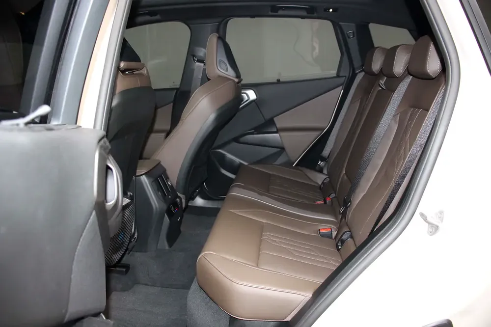 BMW X3 20 Xdrive 2026, GCC Specs - Image 10