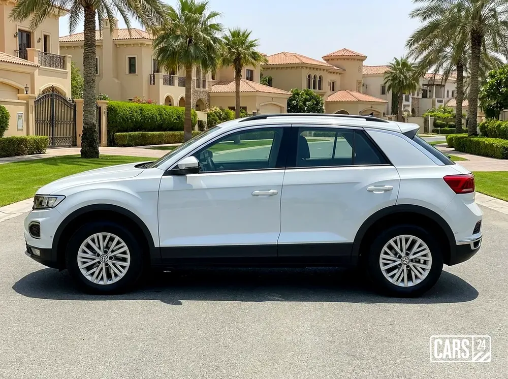 AED 1,246/month | 0 Downpayment | Manufacturer Warranty | VOLKSWAGEN T ROC 2025 - Image 5