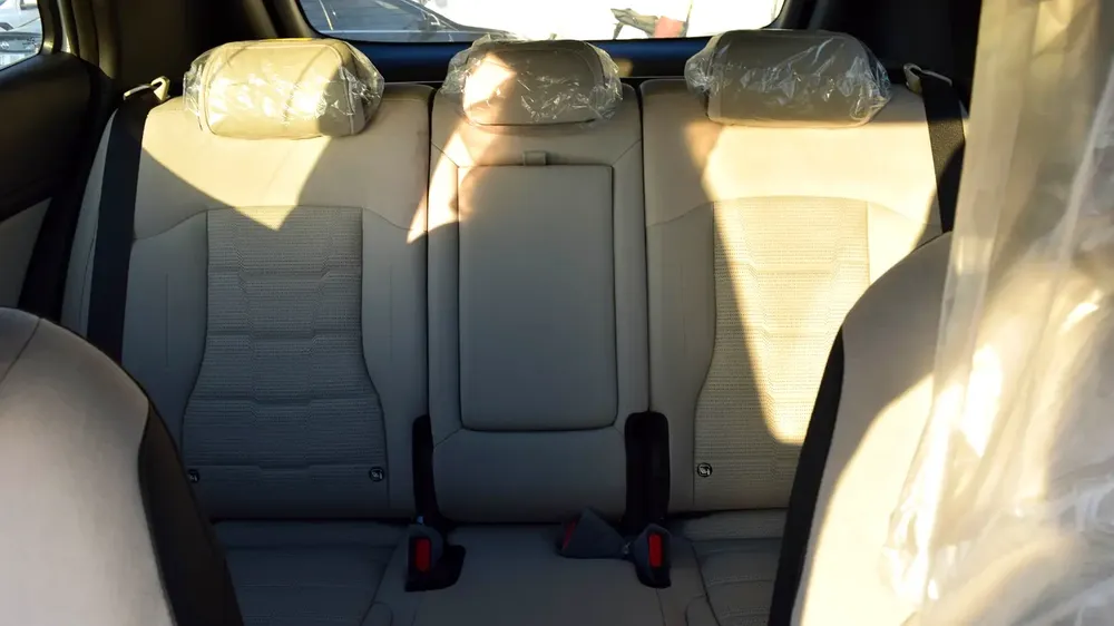 KIA SPORTAGE EX  PREMIUM 2.0L PETROL GCC SPECS 2026 MODEL - Image 11