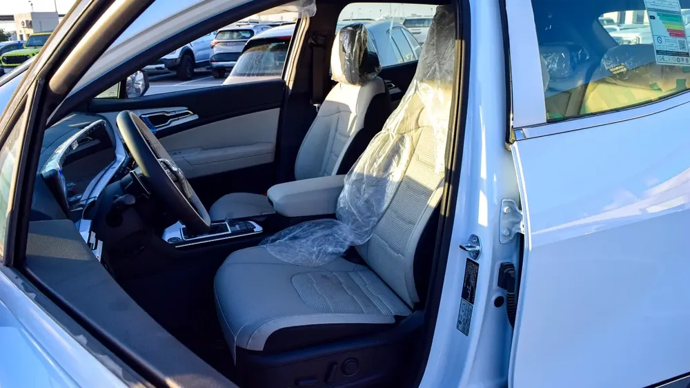 KIA SPORTAGE EX  PREMIUM 2.0L PETROL GCC SPECS 2026 MODEL - Image 13
