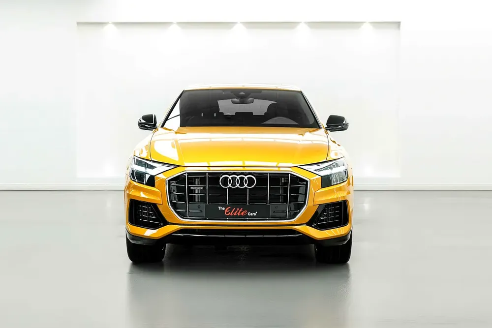 2023 AUDI Q8 55TFSi S-LINE / LOW MILEAGE / V6 - Image 5