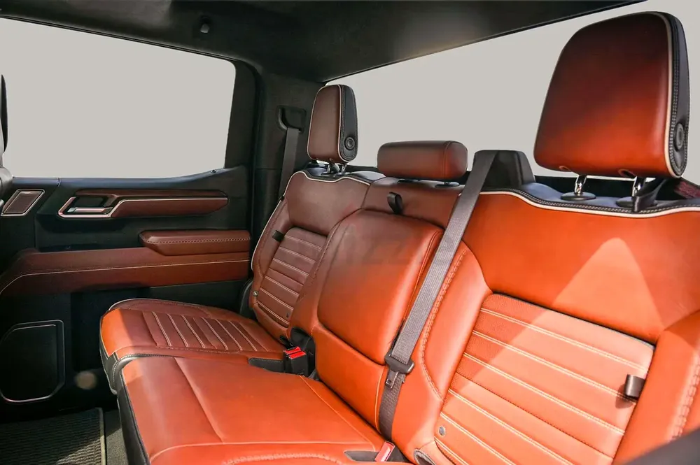 AED 3267/month | 2023 GMC Sierra Denali Ultimate | GCC Specs | Ref#456401 - Image 12