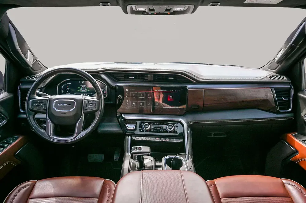 AED 3267/month | 2023 GMC Sierra Denali Ultimate | GCC Specs | Ref#456401 - Image 8