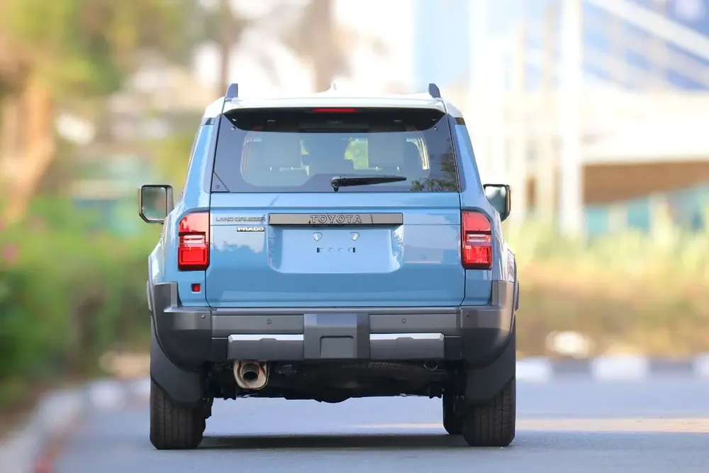 PRADO ADVENTURE A2 TWO-TONE HIGH WITH ACC 2024 - Image 5