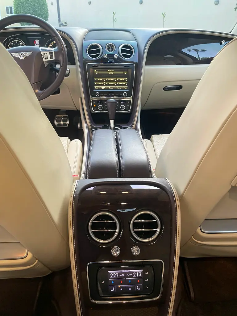BENTLY GCC FULL SERVICE HISTORY - Image 11