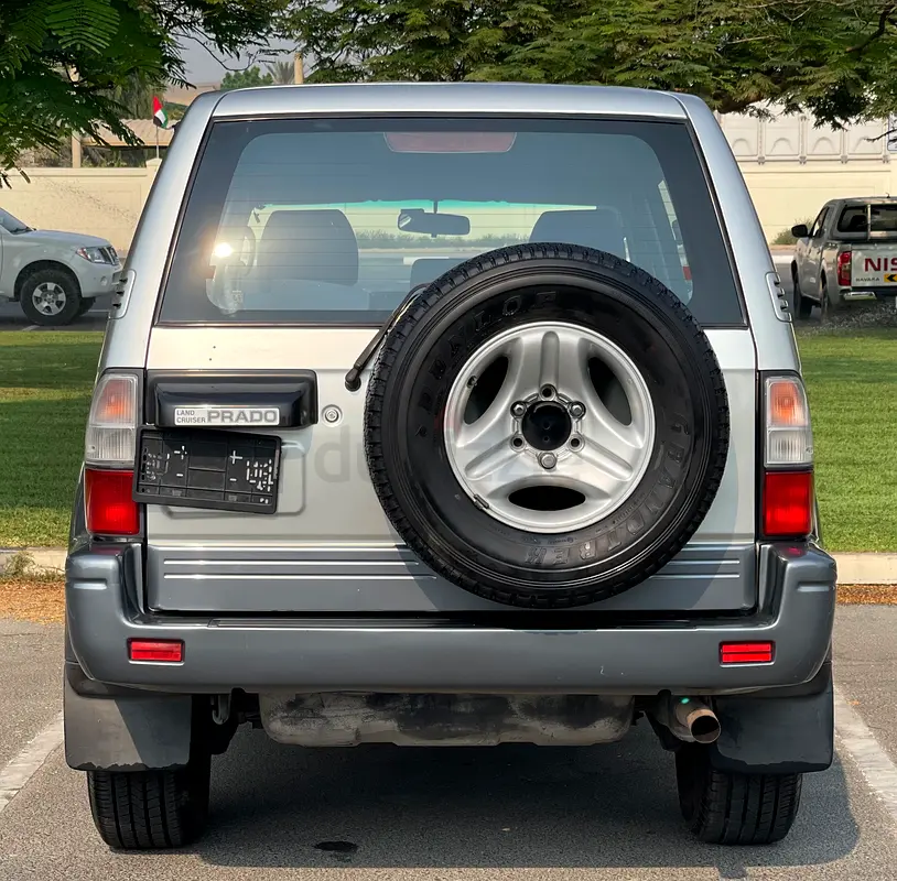 Toyota Prado - Excellent Condition- GCC Specs - Image 5