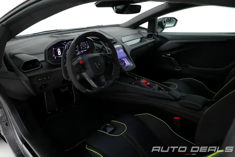 2025 Lamborghini Revuelto | Brand New | Carbon Package | Fully Loaded | 1001 HP | 6.5L V12 - Image 16