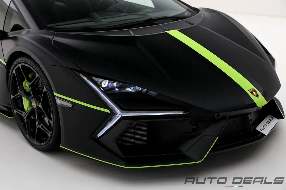 2025 Lamborghini Revuelto | Brand New | Carbon Package | Fully Loaded | 1001 HP | 6.5L V12 - Image 7