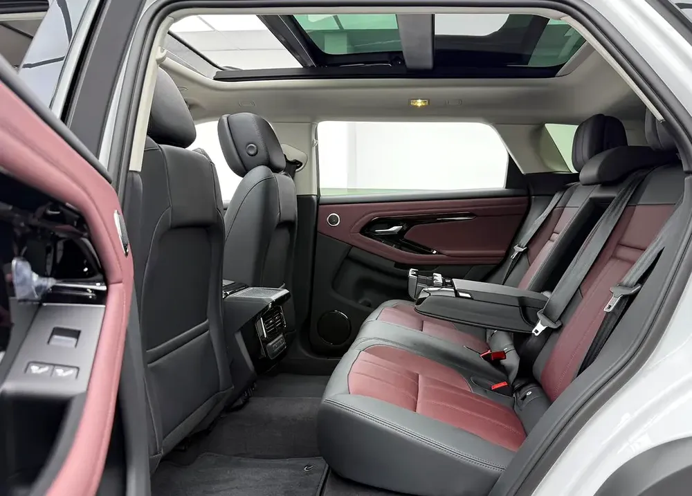 2025 Range Rover Evoque P250 Dynamic SE ,Warranty ,Brand New. - Image 16