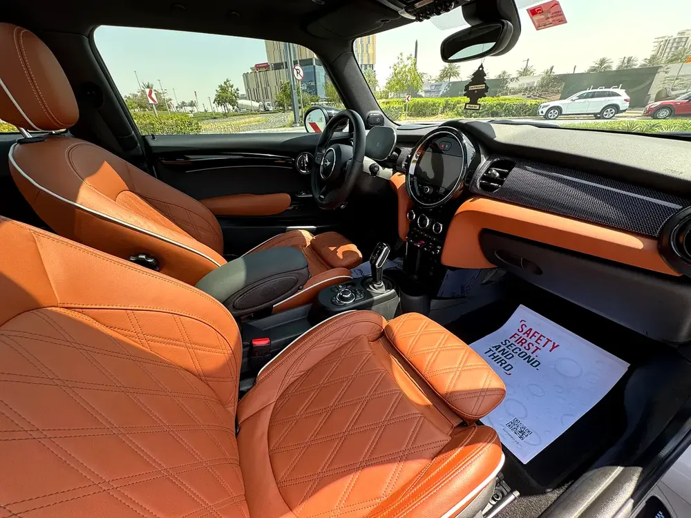2022 MINI Cooper S  JCW  Edition | GCC|  Agency Serviced   | GCC | Accident Free - Image 10