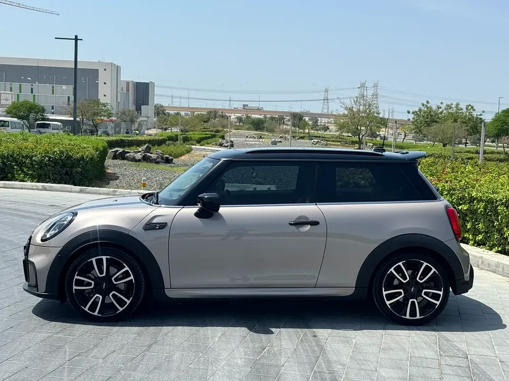 2022 MINI Cooper S  JCW  Edition | GCC|  Agency Serviced   | GCC | Accident Free - Image 4