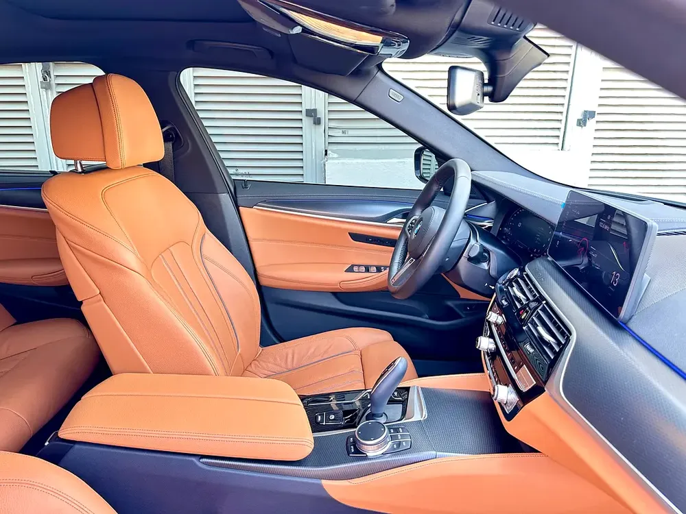 BMW 520i || M-PACKAGE || 2023 - Image 5