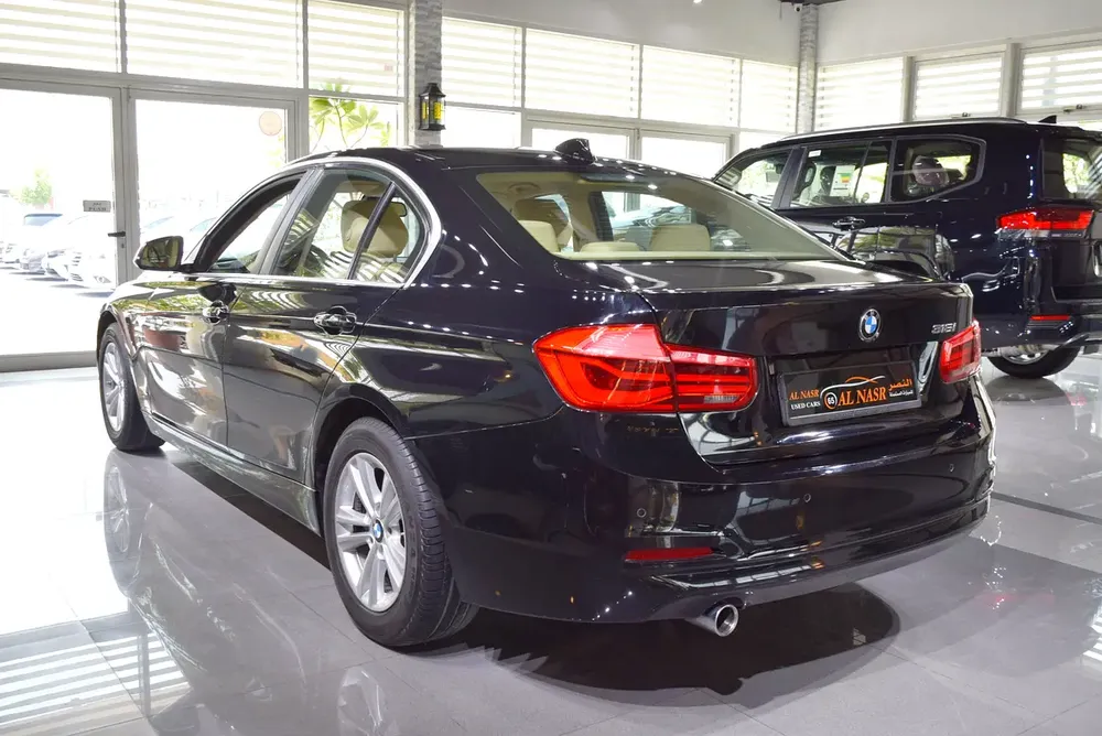 Zero Donwpayment | 318i | GCC Specs | Excellent Condition | Single Owner - Image 4