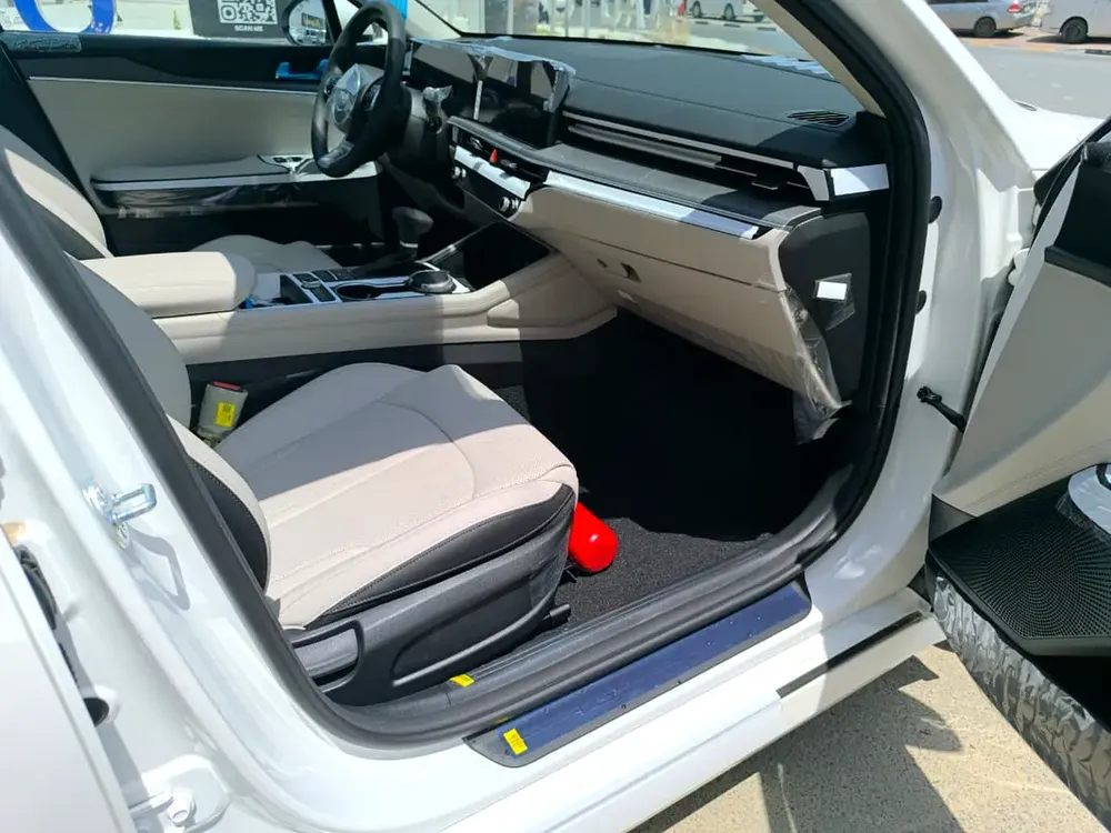 Kia K5 Engine 2.5L Full Option GCC Specs 2026 Model - Image 14