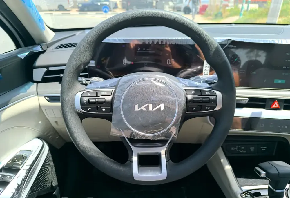 Kia K5 Engine 2.5L Full Option GCC Specs 2026 Model - Image 8
