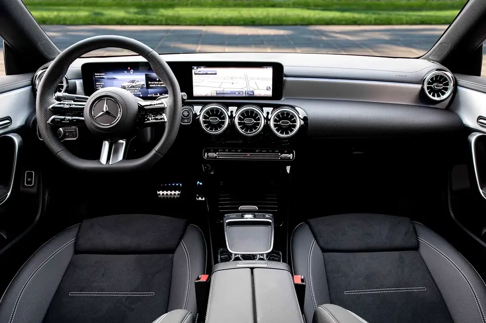 3,878 P.M | 0% Downpayment | CLA 200 AMG | 5 YEAR AGENCY WARRANTY - Image 8