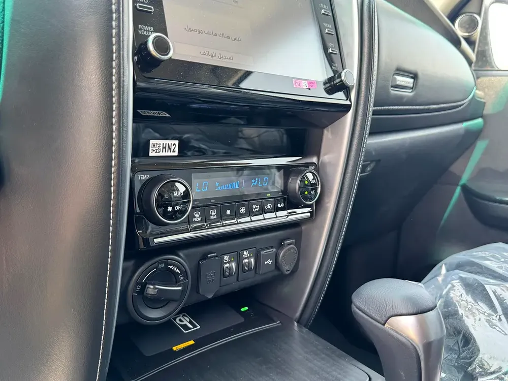 Toyota Fortuner 4.0 FULL OPTION 2026 - Image 11